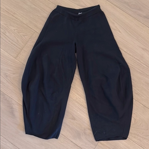 Daily Practice knit pants - Picture 1 of 3